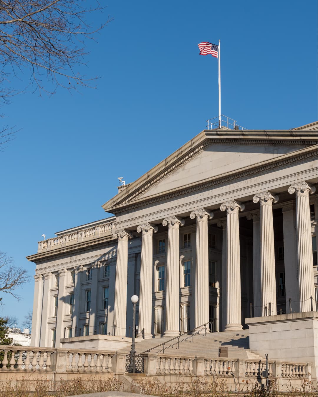 Surrendering a green card is a tax event. Plan it like one.